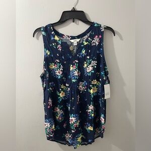 BNWT Croft & Barrow pleat-front tank, navy blue floral pattern, Size M